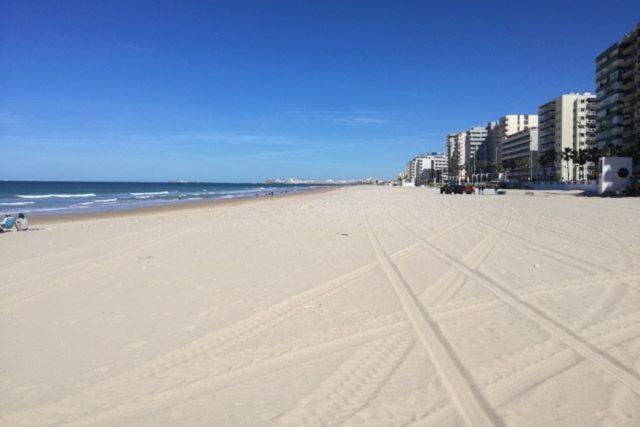 Apartamento En Cadiz Playa Victoria Daire Dış mekan fotoğraf